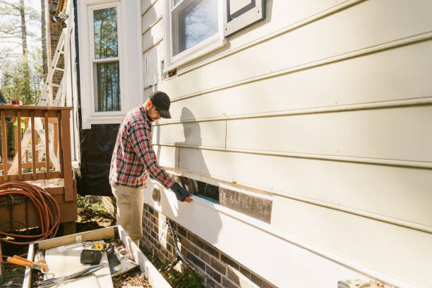 Trusted Emergency Siding Repair service in Climax, NC - Creative Siding